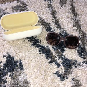 ‘Chloe’ sunglasses